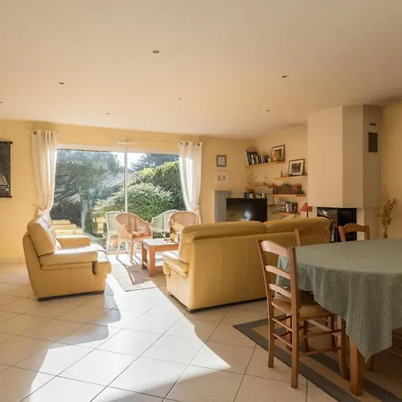 Hébergement de vacances Charmante Maison Plain Pied à 850m De La