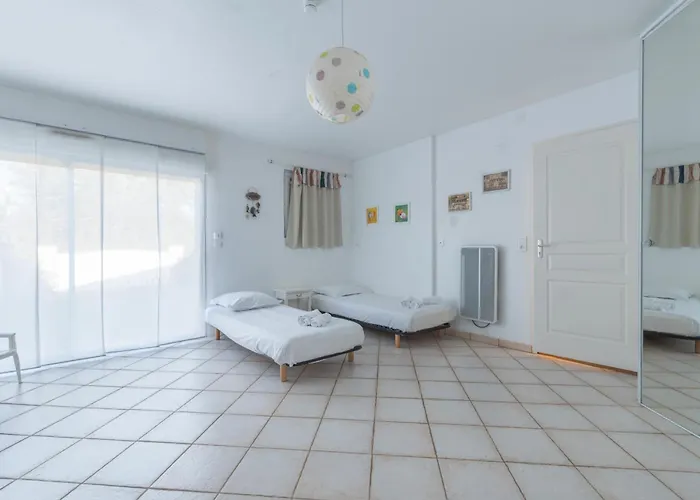 Lenerie - 800m - Wifi - Parking